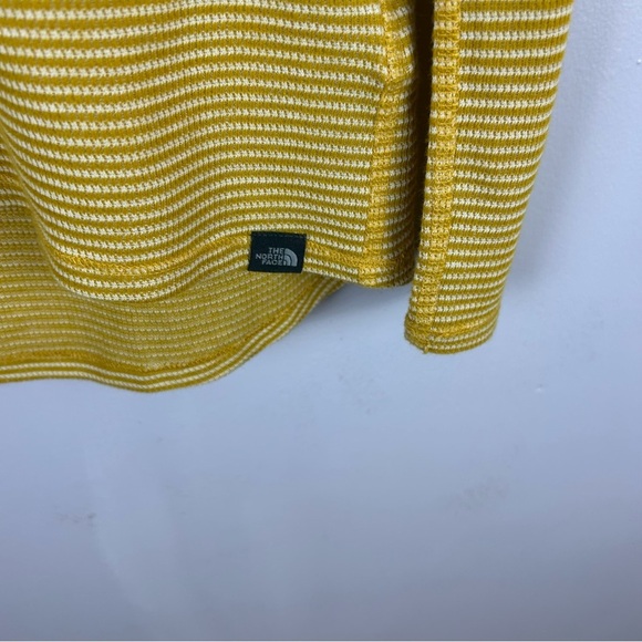 The North Face Mustard Striped Button-Accent Long Sleeve Top Size Large - Picture 7 of 13